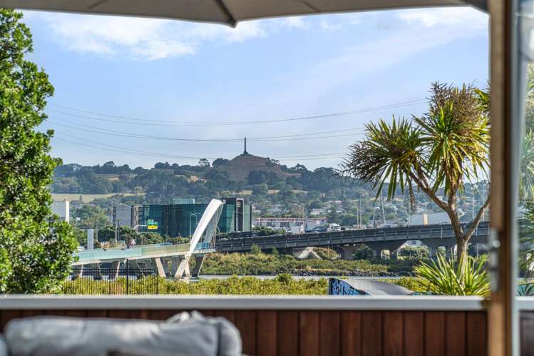 6 Waterfront Road Mangere Bridge_6