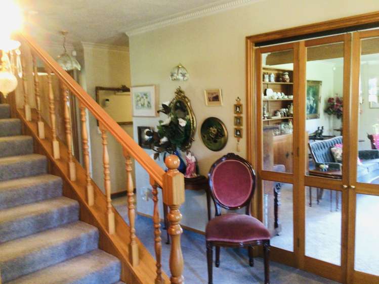 77 Beach Road East Elgin_10