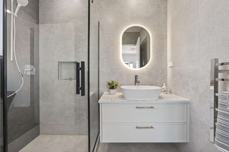 10 Tuwai Crescent Opaheke_25