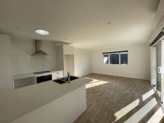 1/1 Chester Road Springvale_3