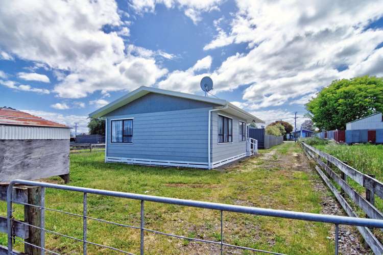 56 River Road Masterton_12