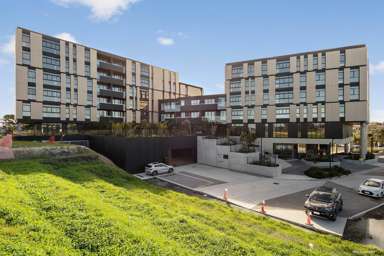 304/48 Esmonde Road_2
