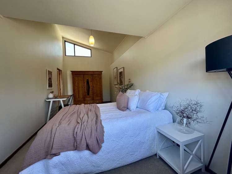 16 Ngarimu Crescent Taradale_6