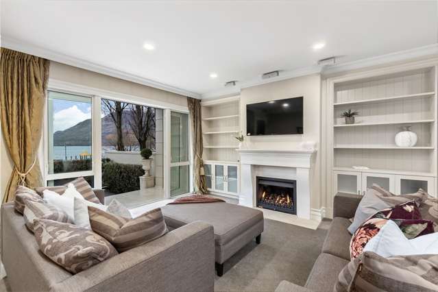 Villa 3/70 Lake Esplanade Queenstown_4