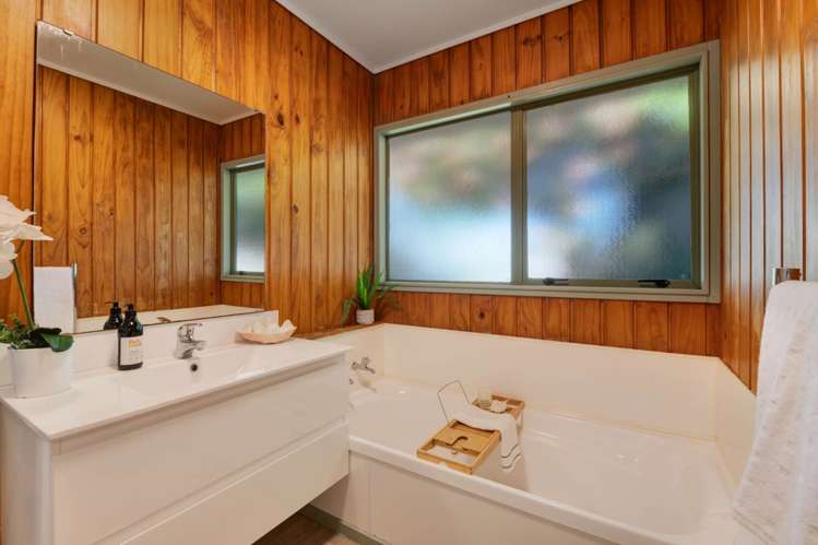 2/65 Charlotte Street Stanmore Bay_22