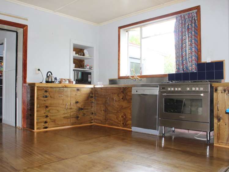 32 Irvine Street Lawrence_1