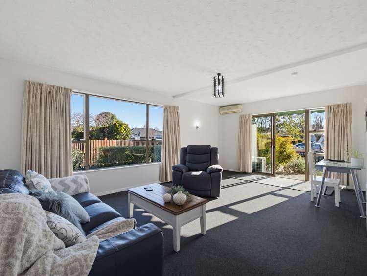 11/69A Yaldhurst Road_1