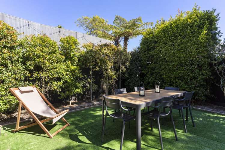 1/163 Atkinson Road Titirangi_5