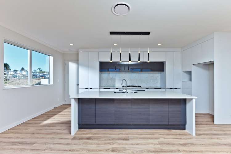 100 Colonial Drive Silverdale_5