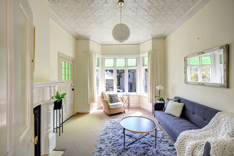 206 North Road North East Valley_4