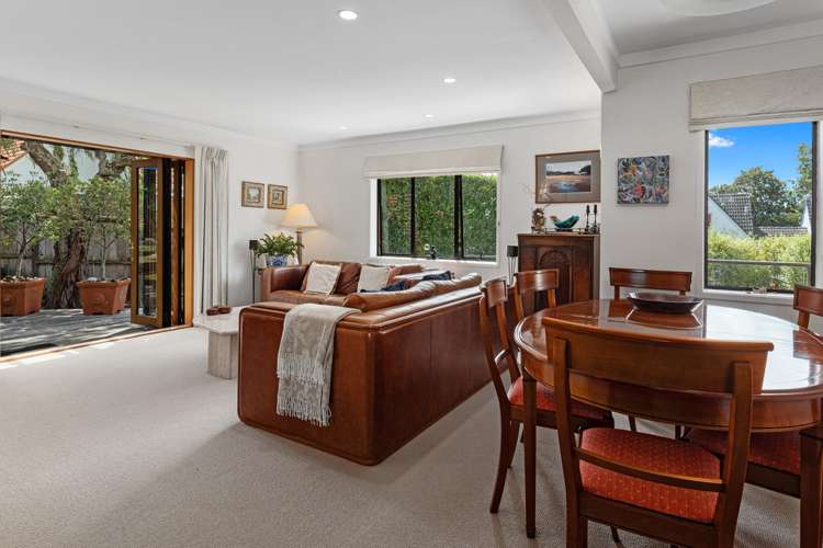 1/4 Elderwood Lane Belmont_7