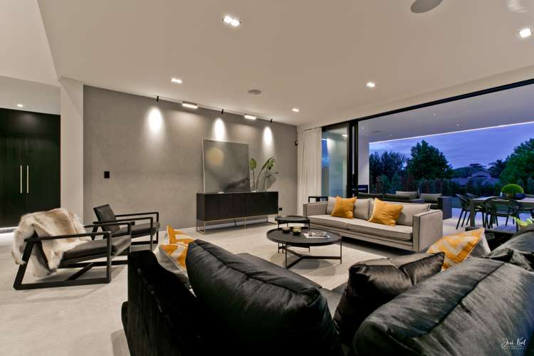 26 Lynwood Grove Dairy Flat_8