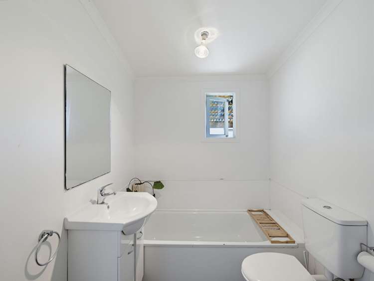 78 Racecourse Road Waipukurau_9