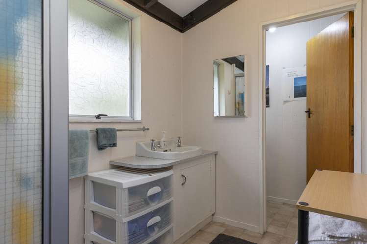 49 Huihui A Wai Street Kuratau_15