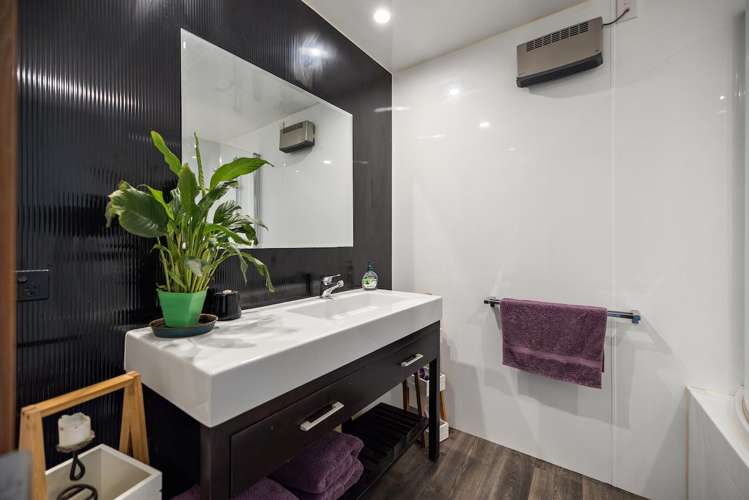 570 Glenorchy-Paradise Road Glenorchy_19