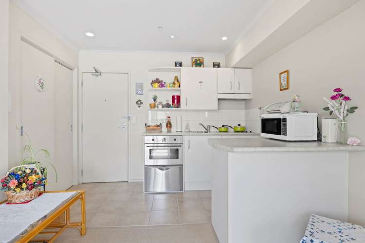 8a/18 Ronwood Avenue Manukau_4