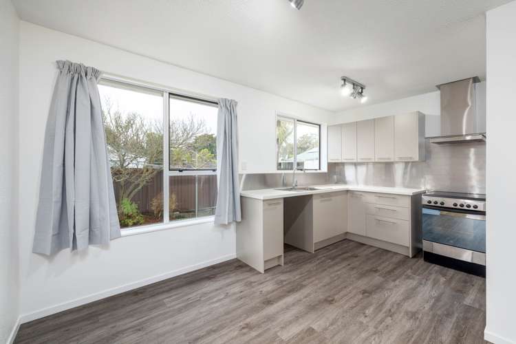 2/38 Meon Street Aranui_5