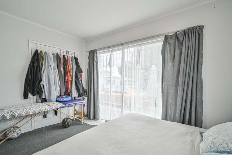 76 Dover Road Flaxmere_7