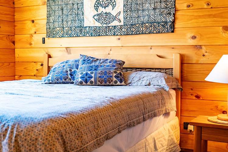 189 Ocean View Road Oneroa_16