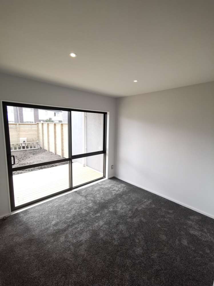 107 Bordeaux Parade Te Atatu South_6