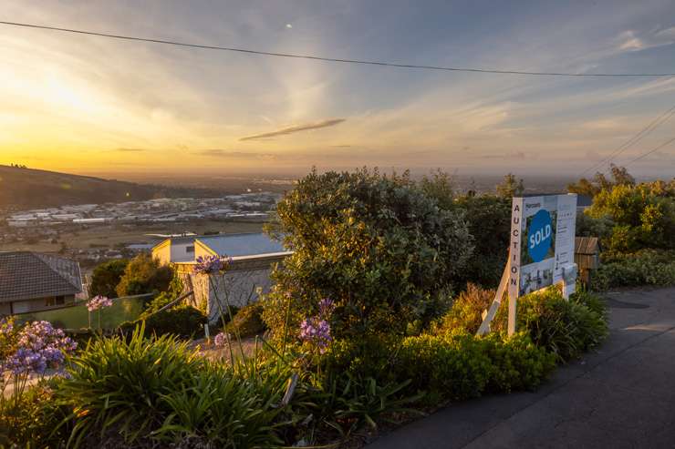 Sellers in the beach town of Omaha, favoured by wealthy Aucklanders, enjoyed a median resale gain of $2.01m in 2022. Photo / Fiona Goodall