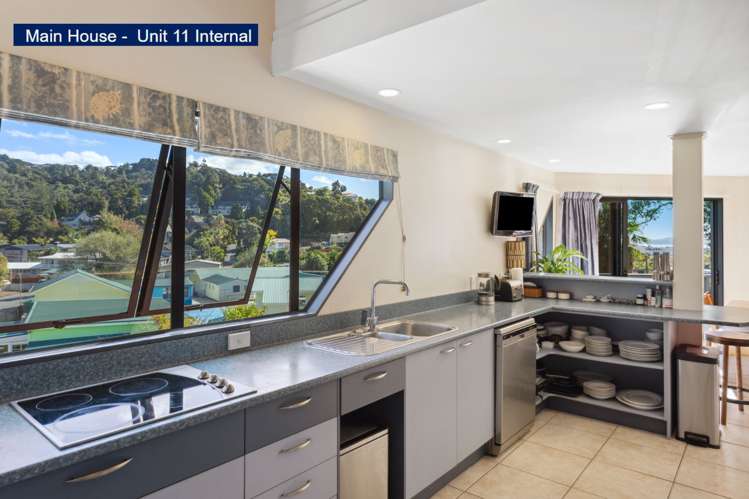 Units 6,10 and 11 at 32-34a School Road Paihia_8