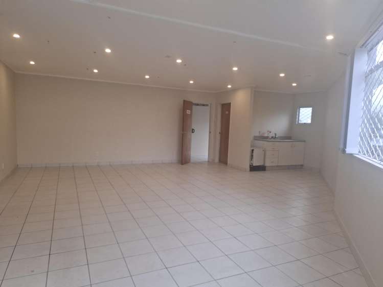 E/12 Paramount Drive Henderson_6