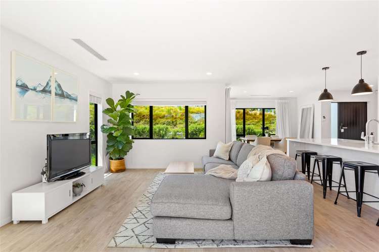 18 Ahutoetoe Road Wainui_9