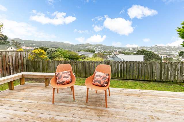 8a Tarawera Road Johnsonville_1
