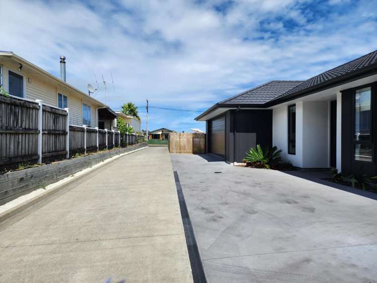 63 Wairau Road Oakura_22