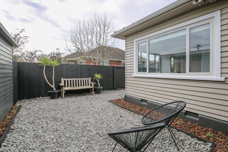 2/11a Anvers Place Hoon Hay_12