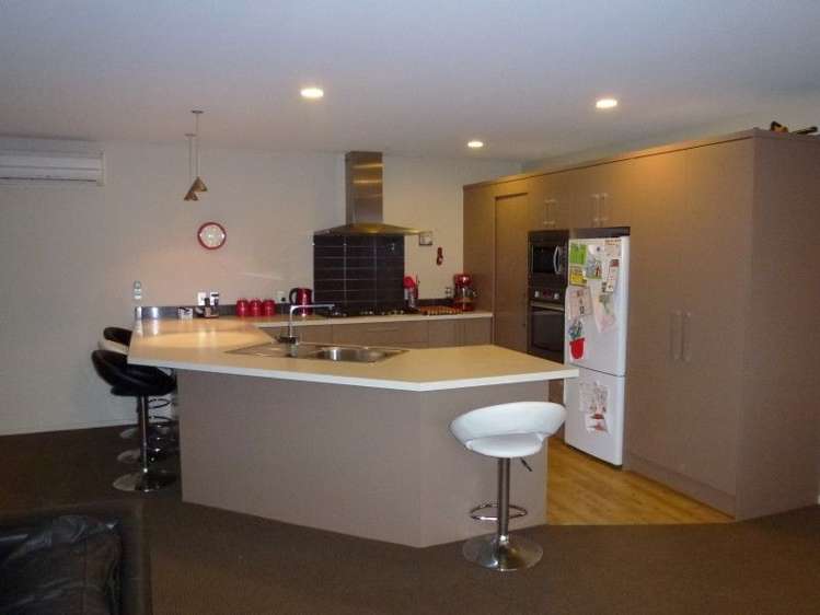 28 Karoro Place Karoro_2