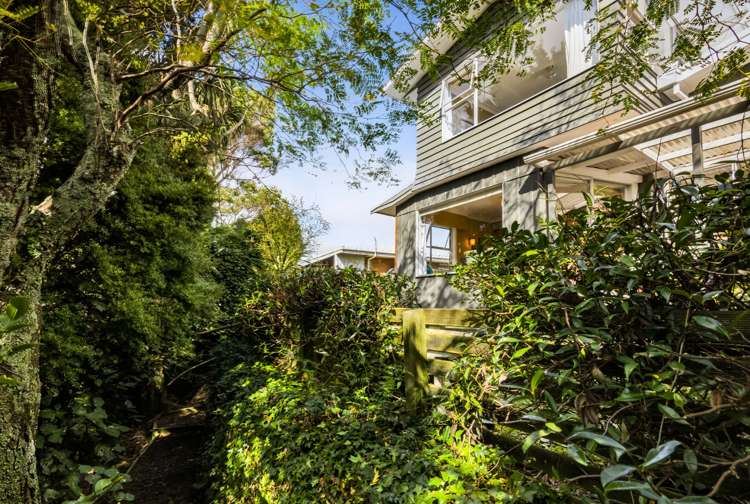 8 Longview Drive Merrilands_18