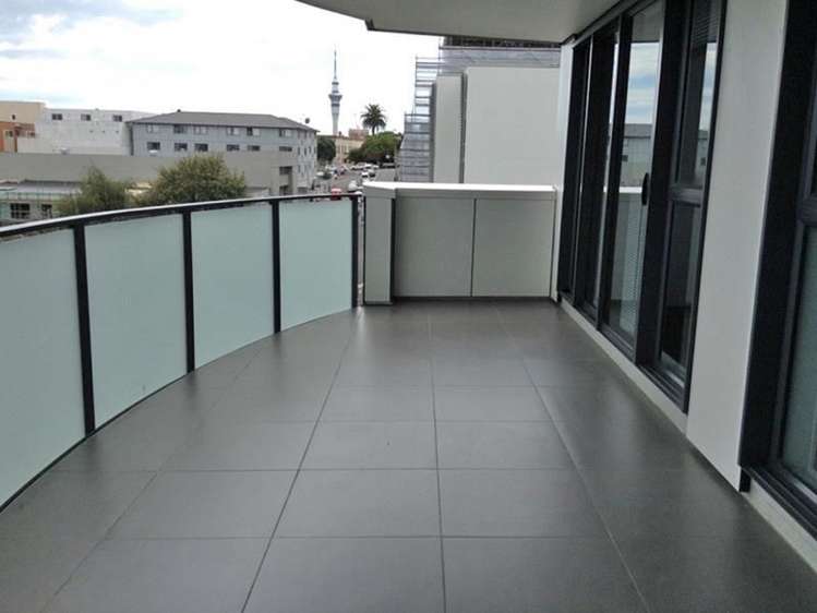 17/8 Basque Road Eden Terrace_16