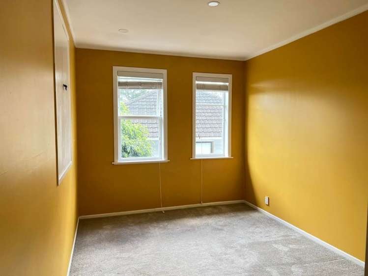 9 Golf Road New Lynn_10