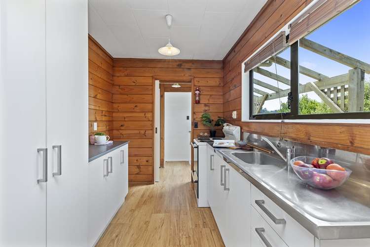 41 Akaroa Drive Maupuia_7