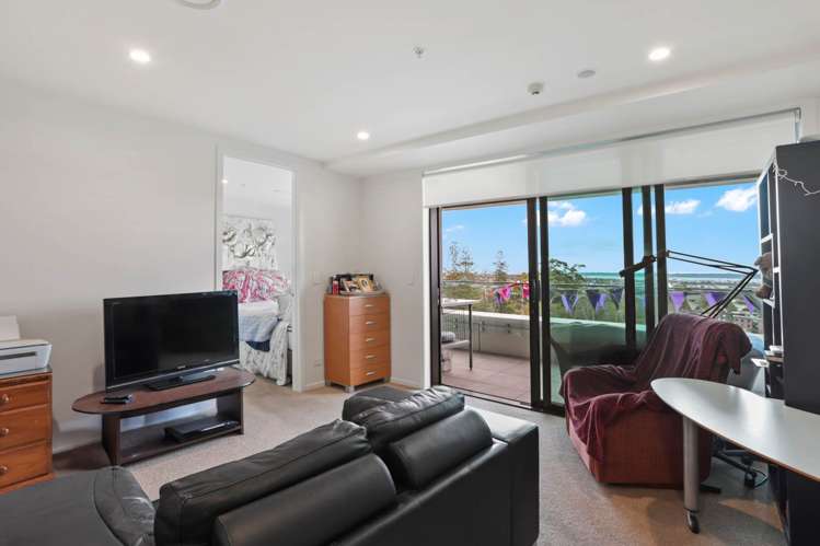 901/8 Waikumete Road Glen Eden_6