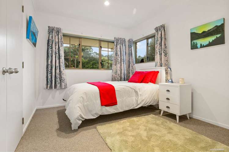15 Awaroa Stream Drive Waiuku_13