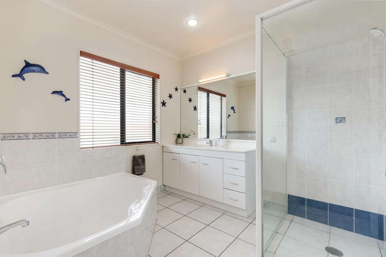 37 Stewart Gibson Place Manurewa_13