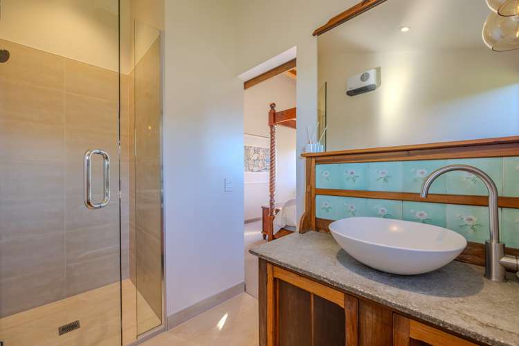 21 Mount Iron Drive Wanaka_11