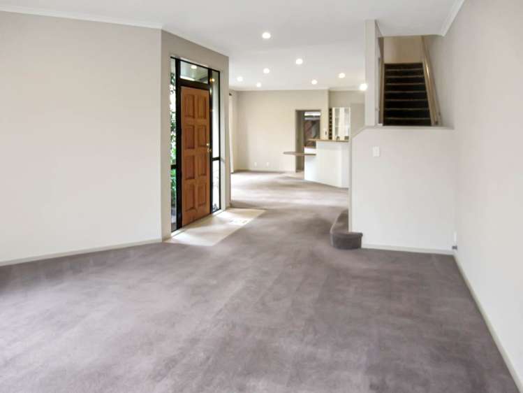 24 Canterbury Park Lane Ellerslie_9