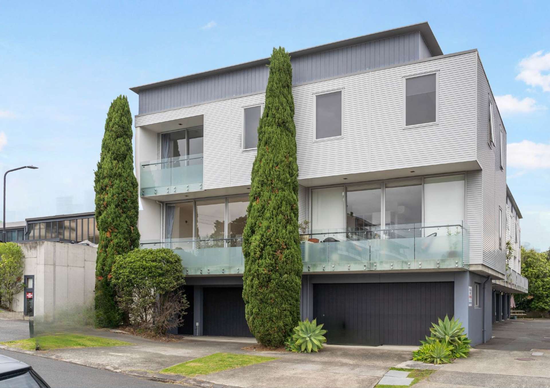 2/24 Westmoreland Street West Grey Lynn_0