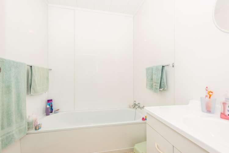 4 Stevenson Lane Kaiti_18