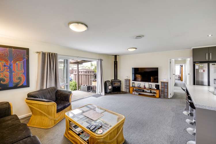 20 Cortes Crescent Flaxmere_11