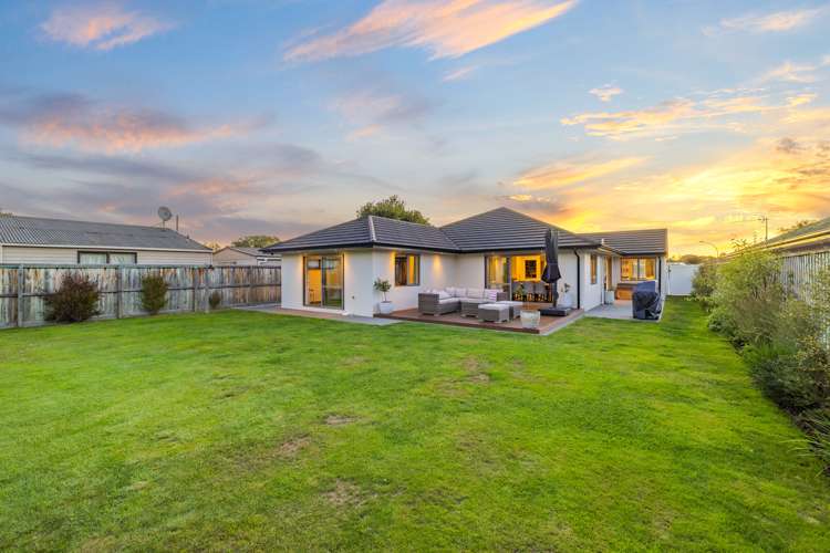 63 Chartwell Street Burwood_20