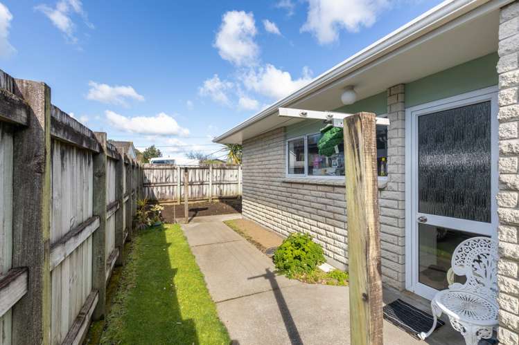 103 Tukapa Street Westown_19