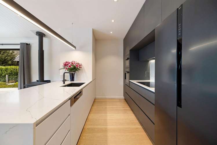 13 Hovingham Court Jacks Point_2