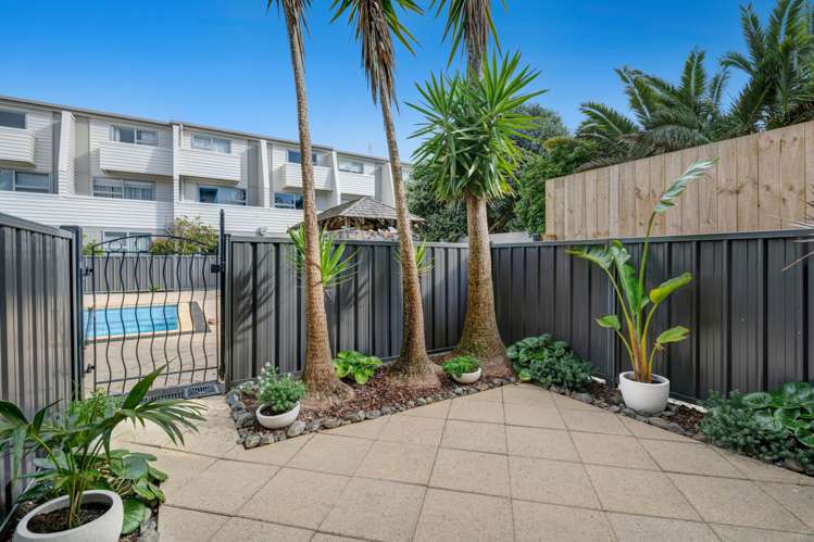 15/3 Riverside Road Orewa_17