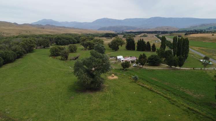 812 Hakataramea Valley Road Hakataramea Valley_17