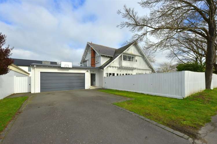 32 Hawkesbury Avenue Saint Albans_1